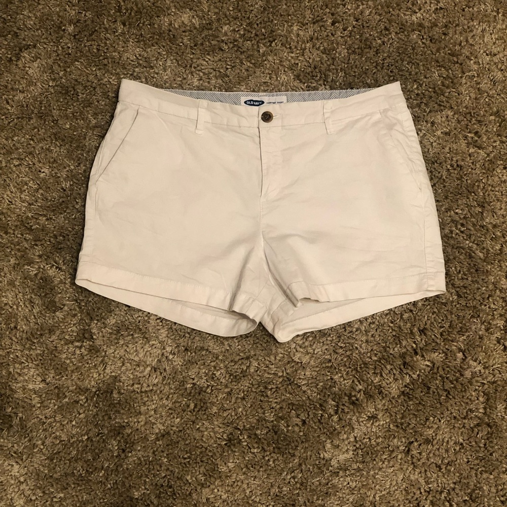 Old navy 3.5” inseam white shorts